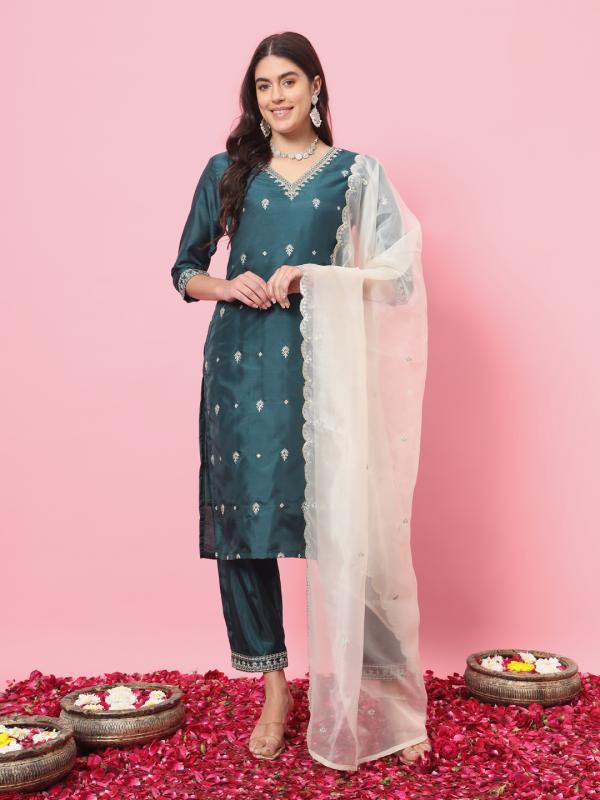 VP 9530 G Silk Blend Kurta and Trouser Set with Organza Dupatta